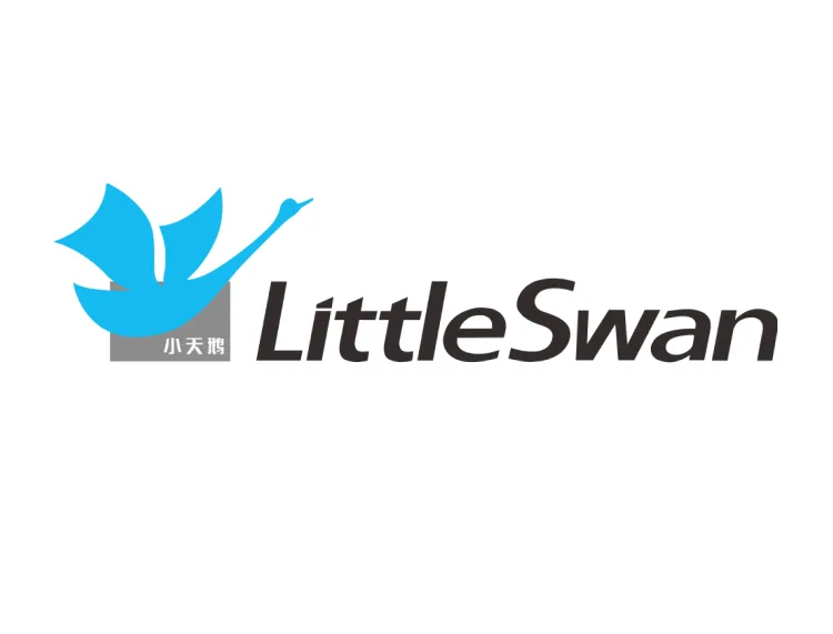 LITTLE SWAN